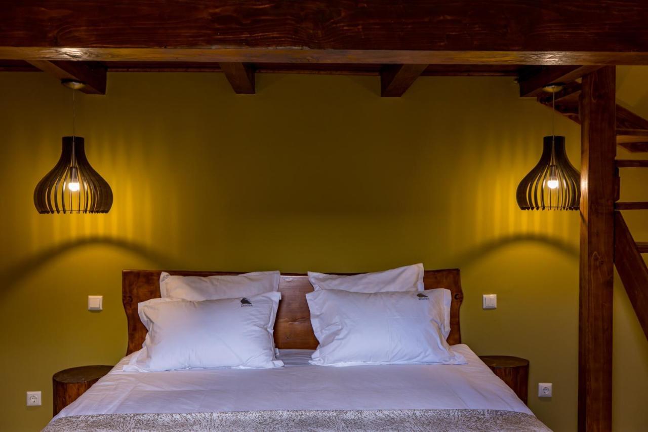 Hotel Casa Iustin Moroeni Esterno foto